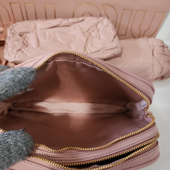 ❌️SOLD❌️Miu Miu CAMEO MATELASSÉ CROSSBODY - Picture 7 of 16